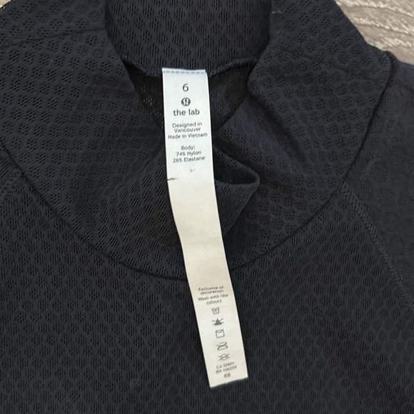 Lululemon Lab 6 Black Geo Long Sleeve - Picture 7 of 7